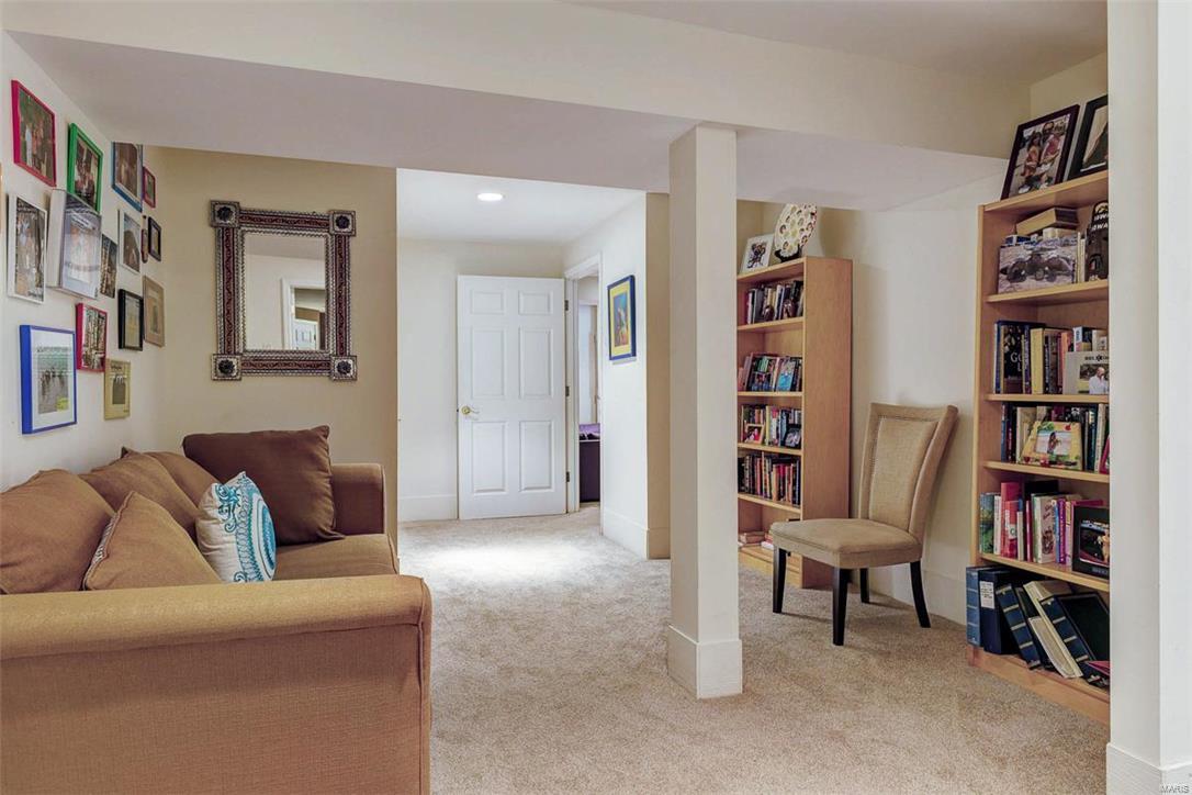 Section 19 Township 45 R 6 - Residential