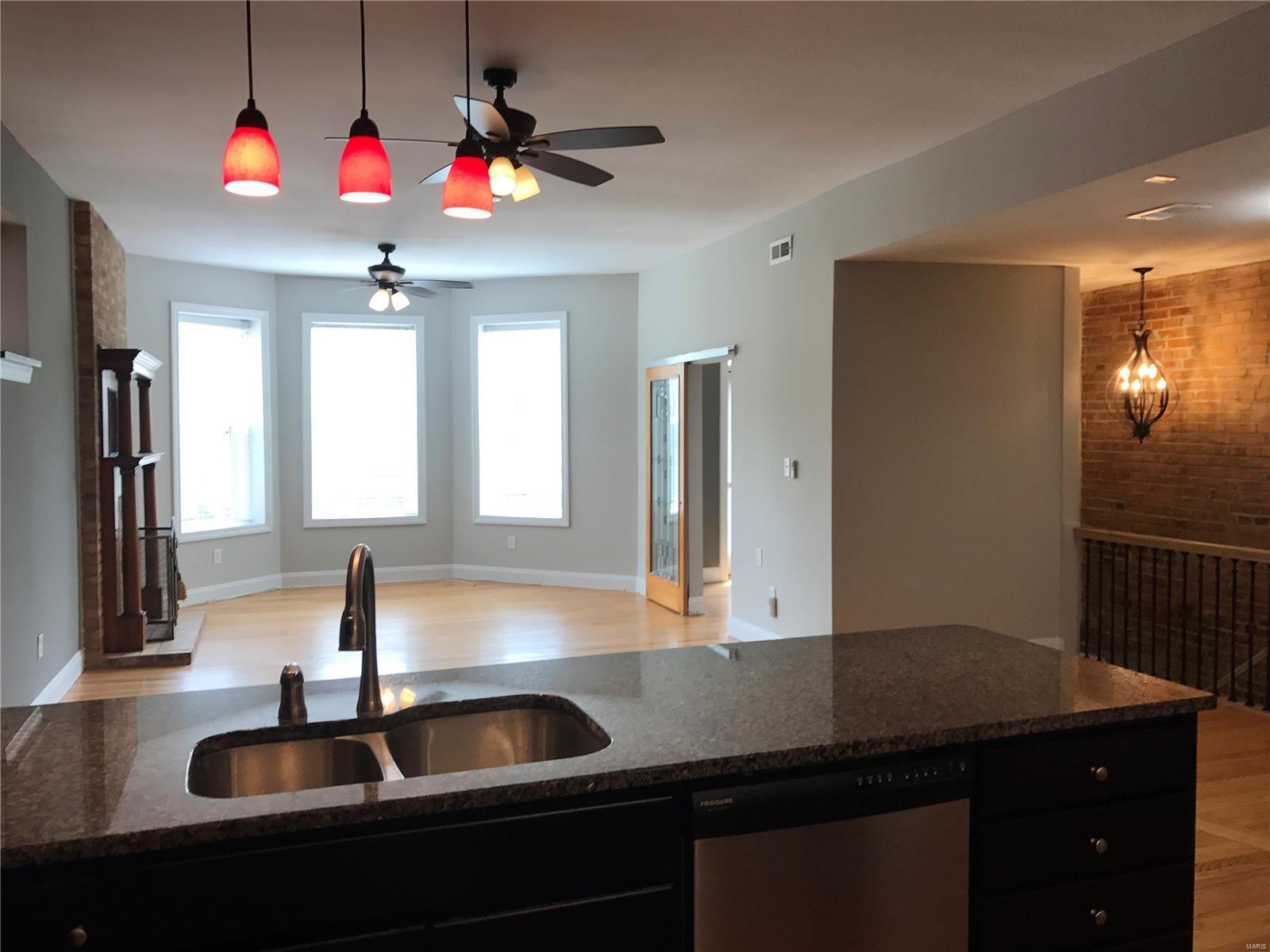Tyler Place Condo - Residential