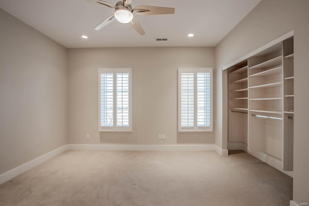 Oak Estates - Residential