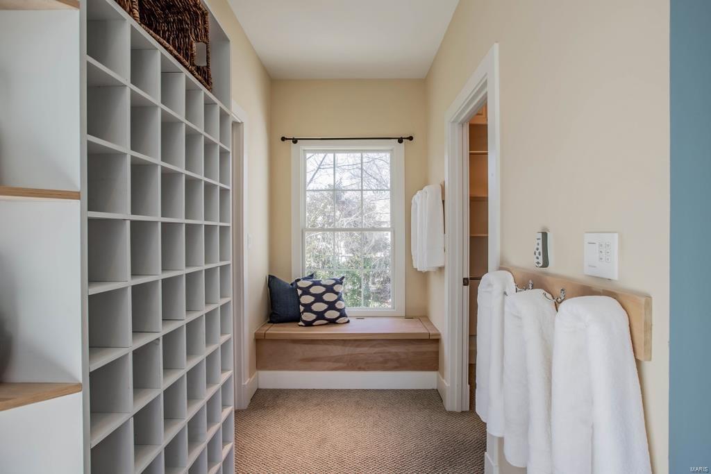 Oak Estates - Residential