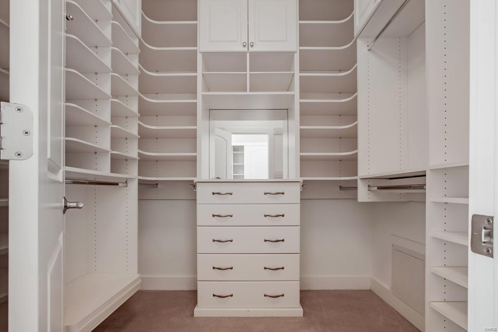 Oak Estates - Residential