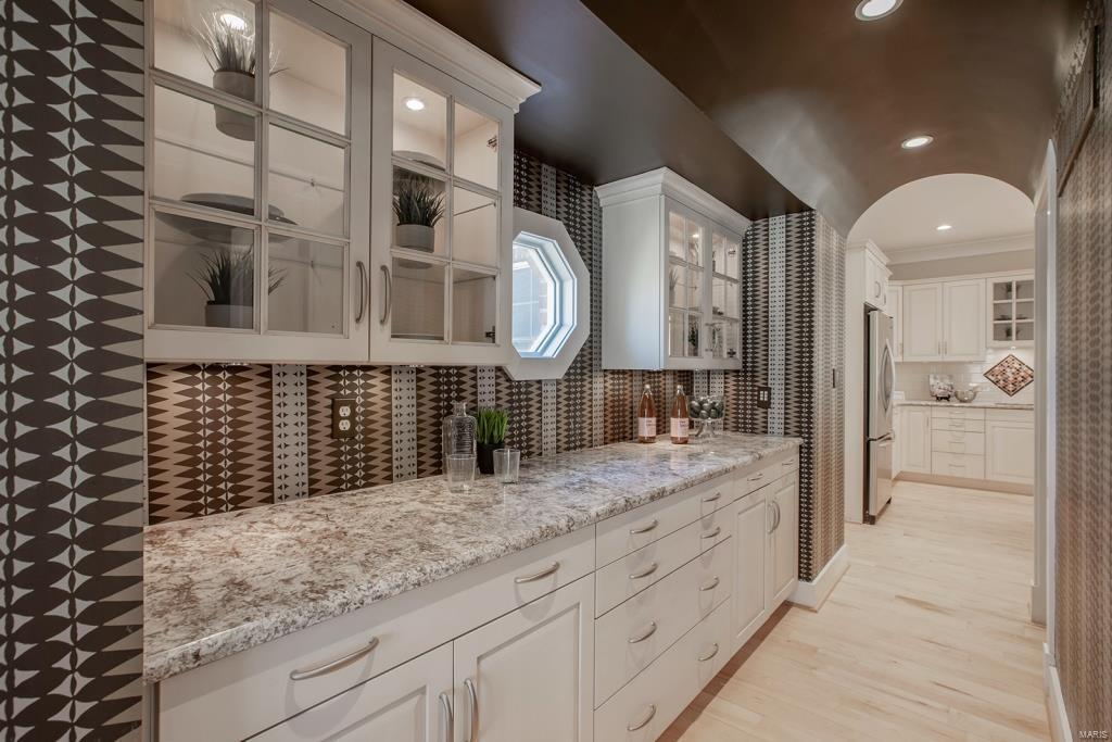 Oak Estates - Residential