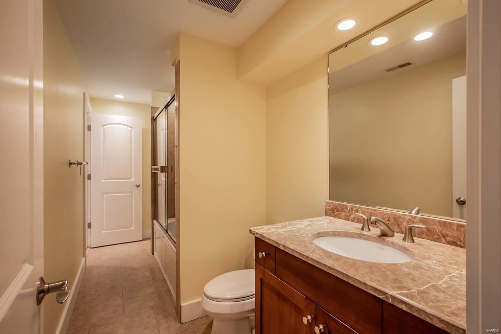 Oak Estates - Residential