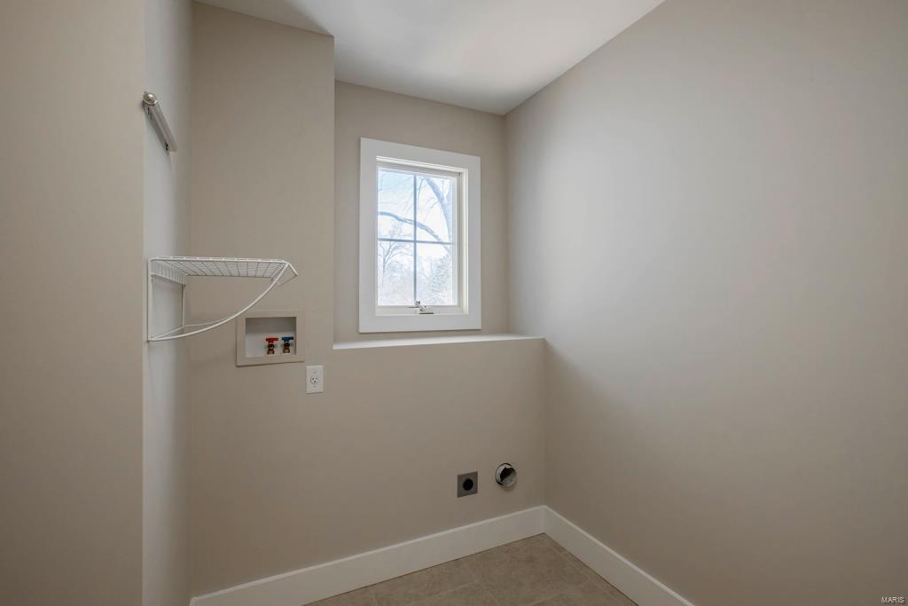 Oak Estates - Residential