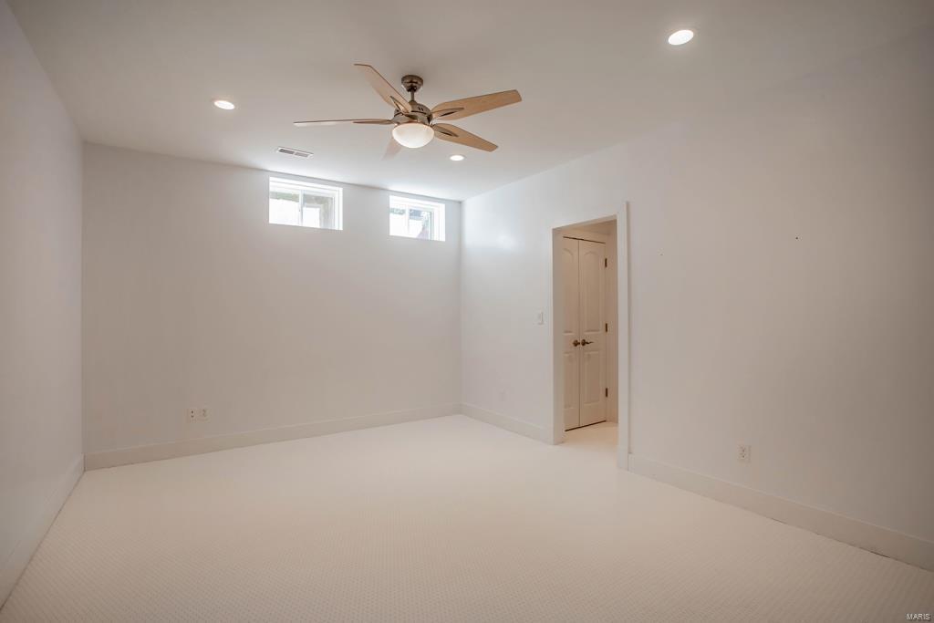 Oak Estates - Residential