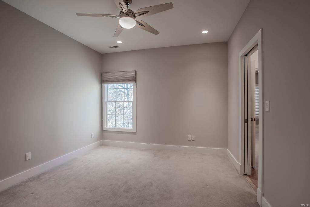 Oak Estates - Residential