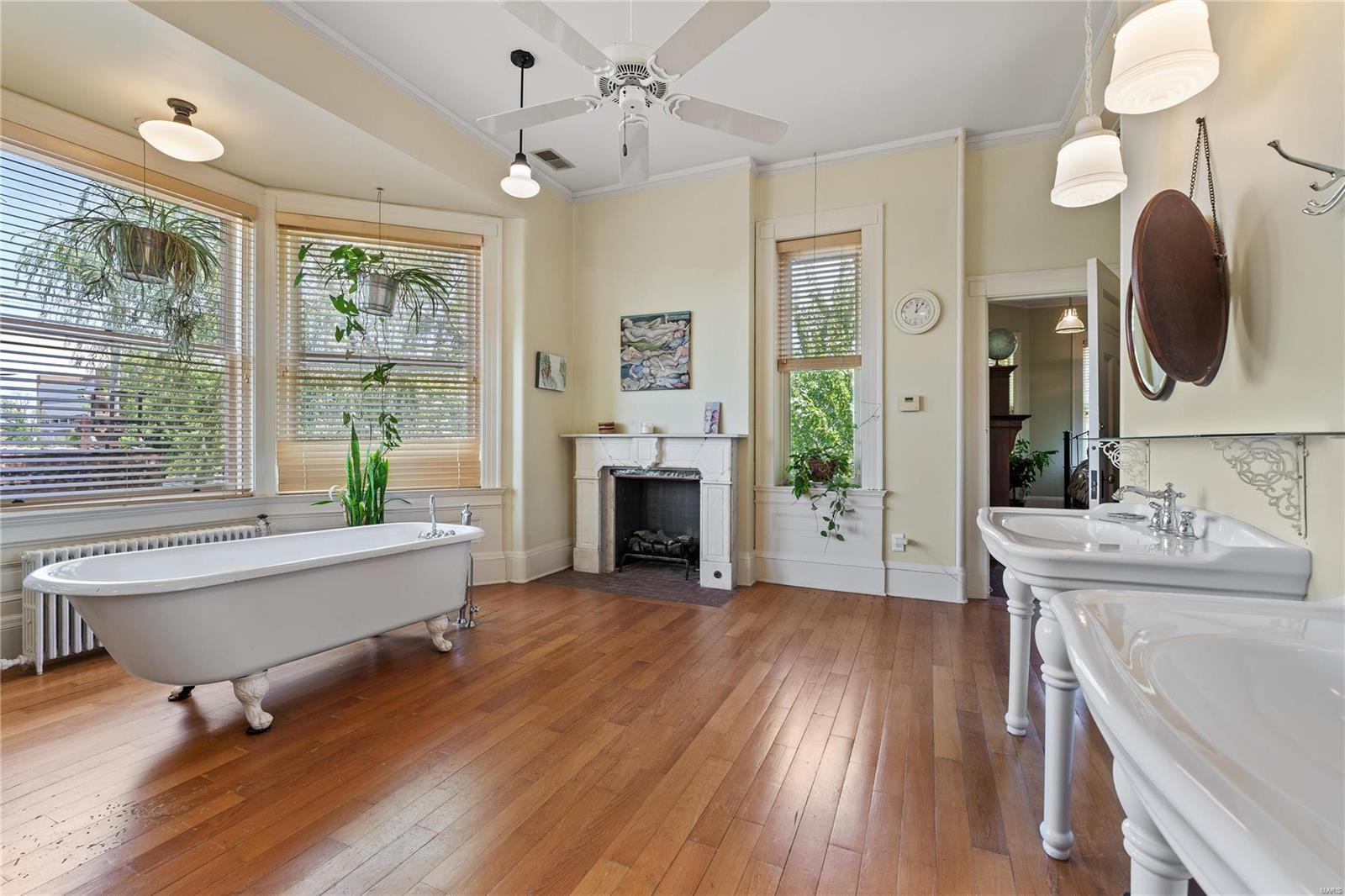 City/St Louis - Residential