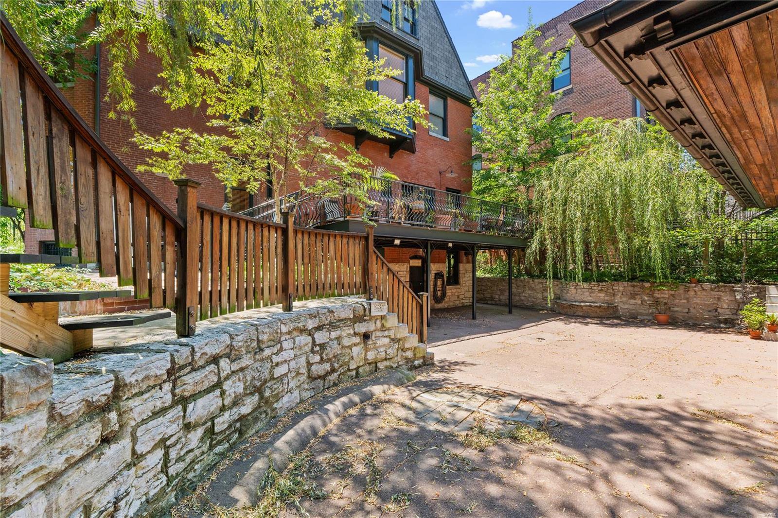 City/St Louis - Residential