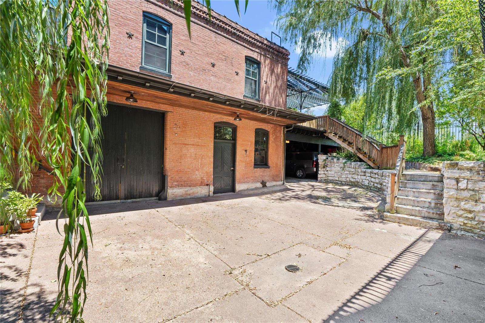 City/St Louis - Residential