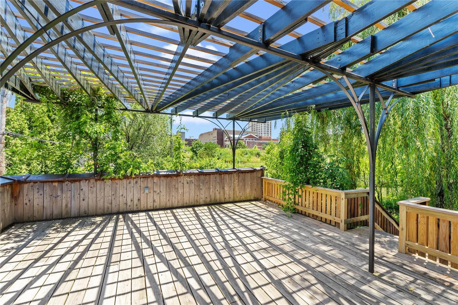 City/St Louis - Residential