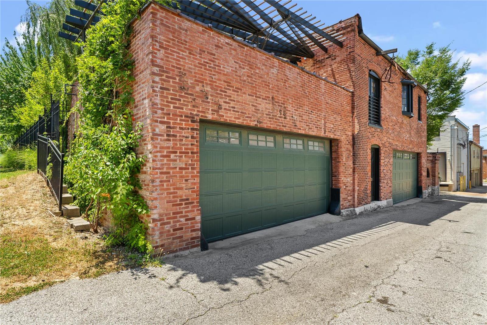 City/St Louis - Residential