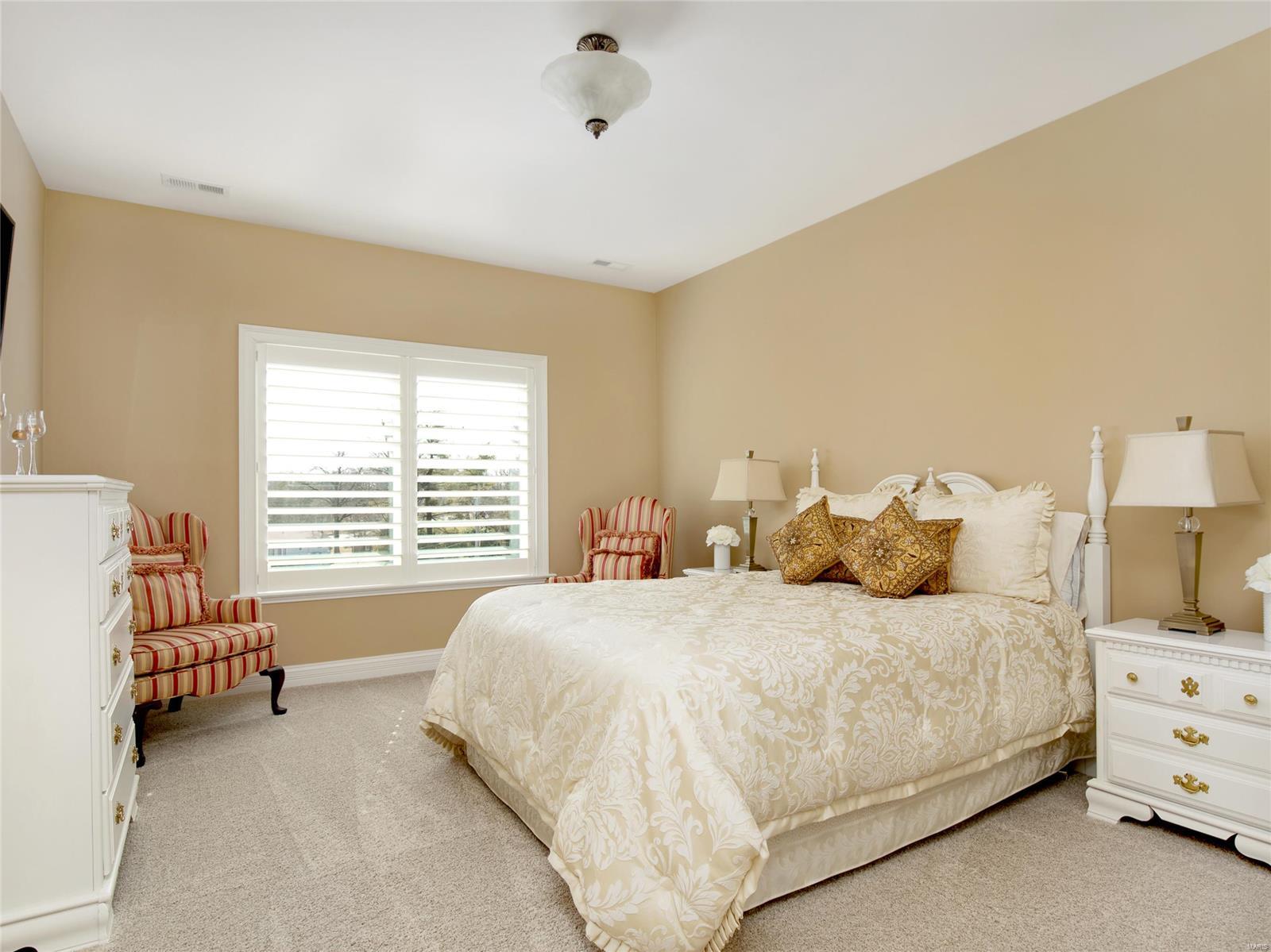 Ballas Courts - Residential