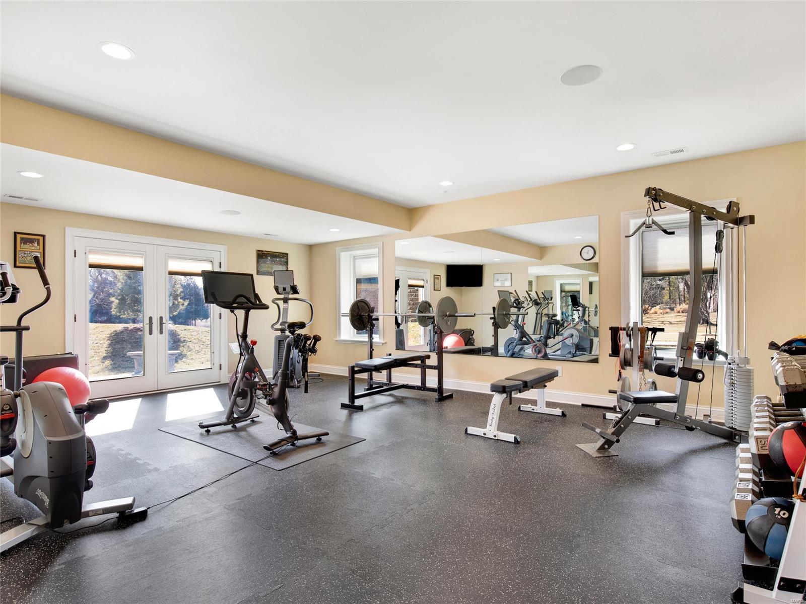 Ballas Courts - Residential