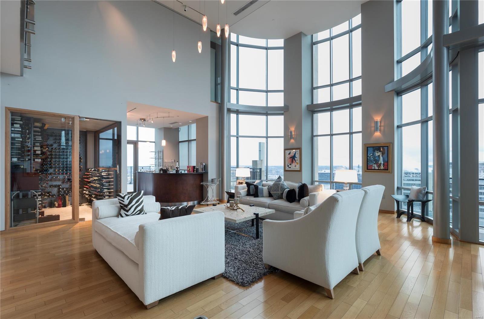 Park East Tower - Residential