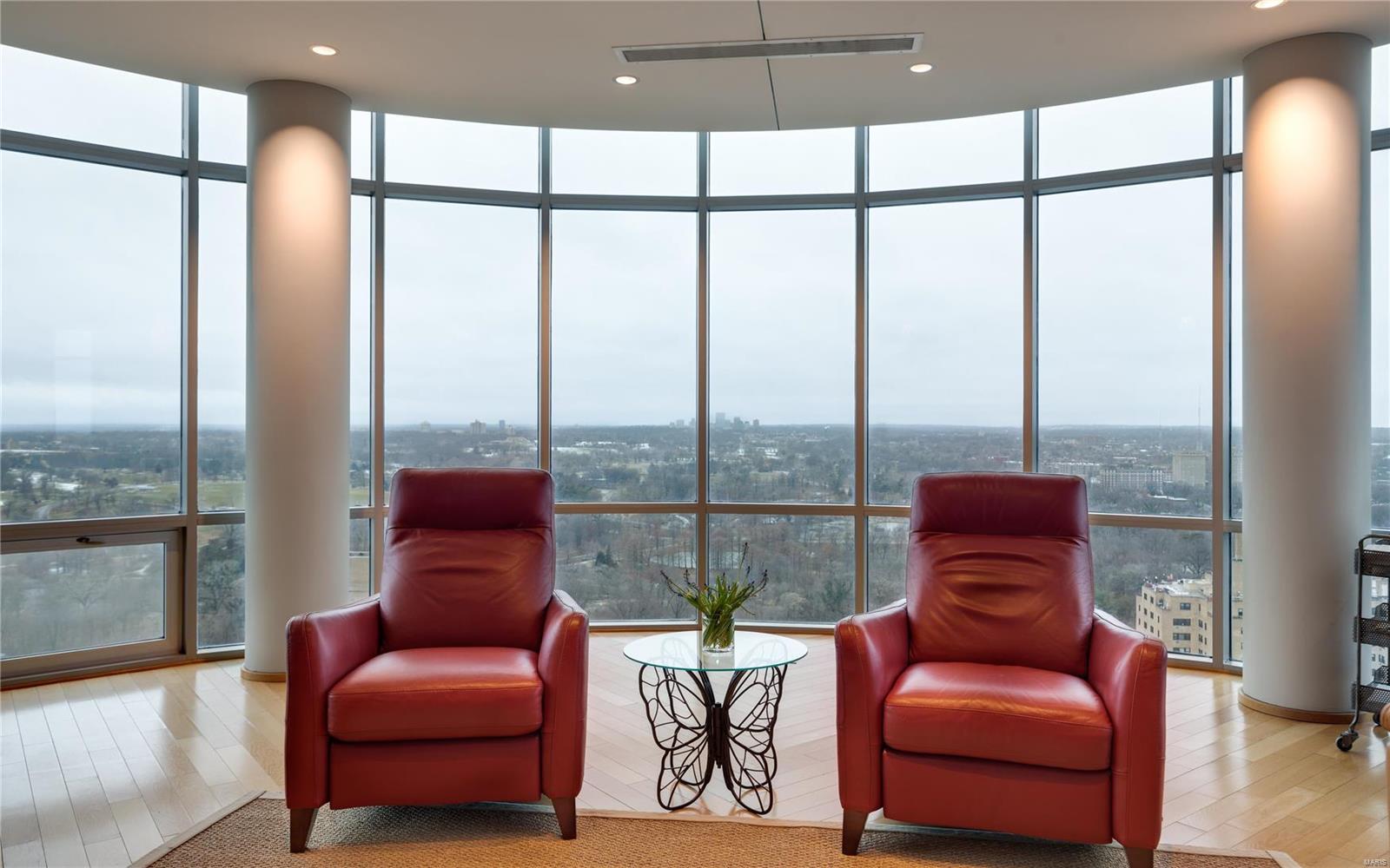 Park East Tower - Residential