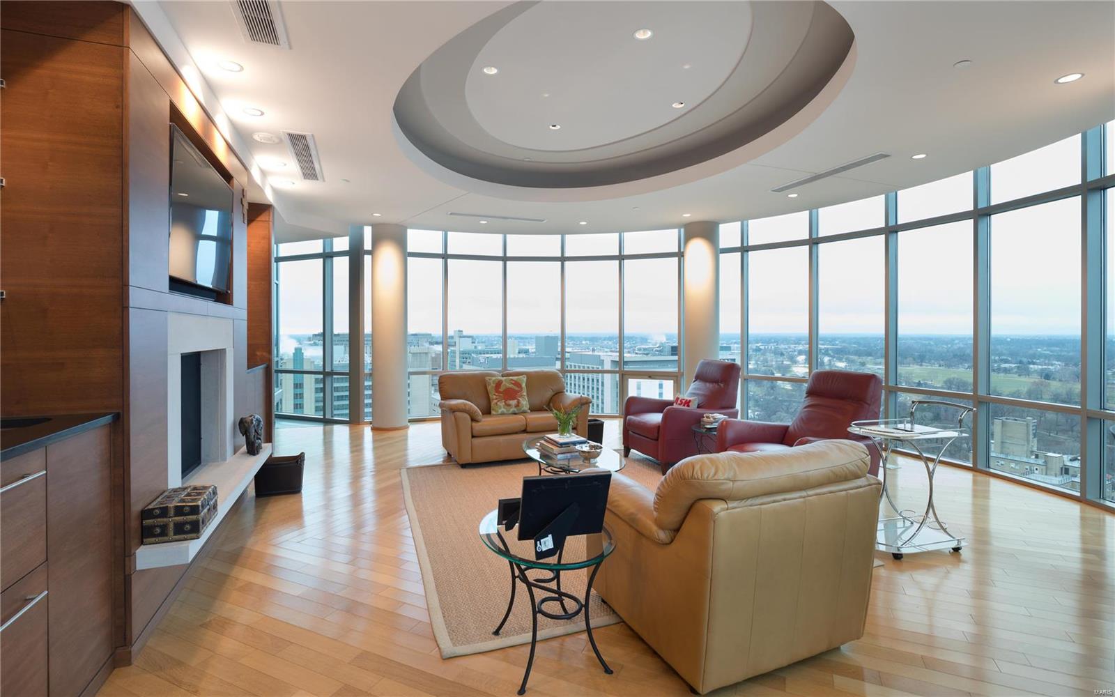 Park East Tower - Residential