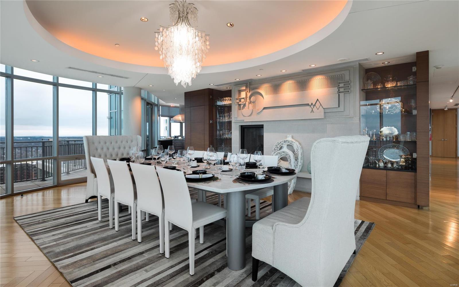 Park East Tower - Residential