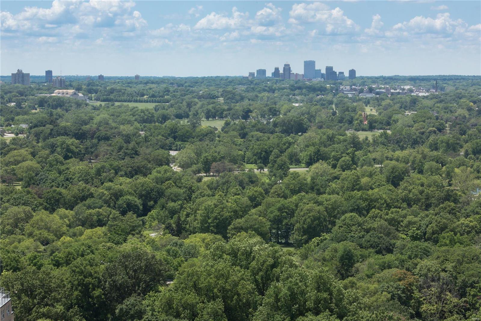 Park East Tower - Residential