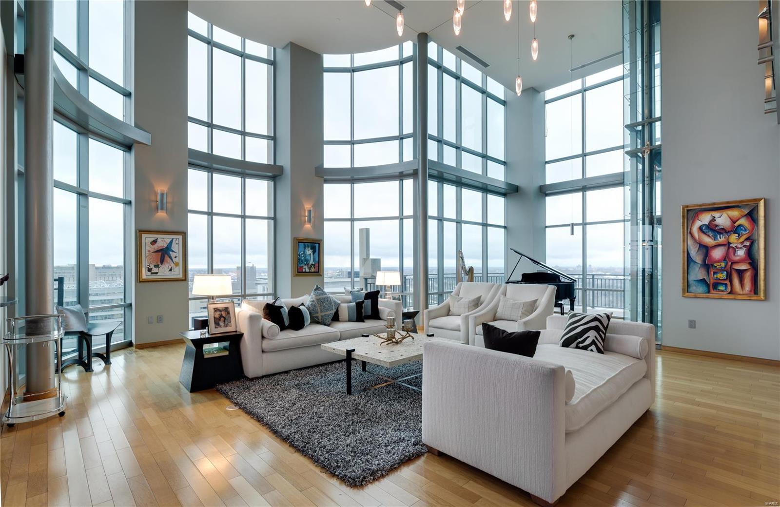 Park East Tower - Residential