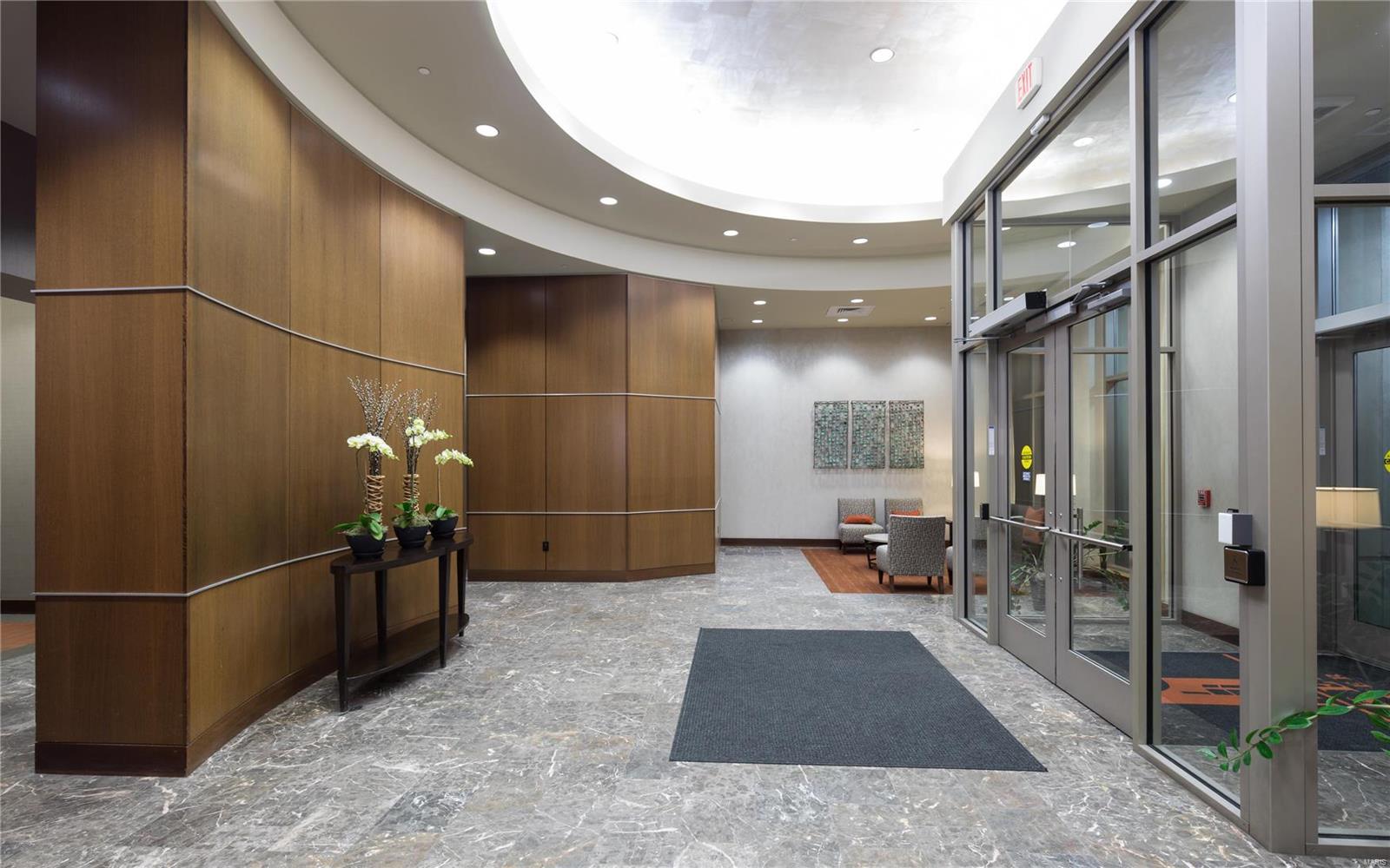 Park East Tower - Residential