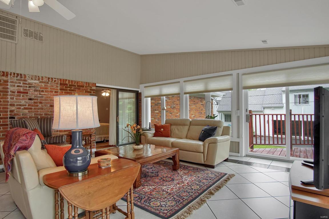 High Meadow Road - Residential