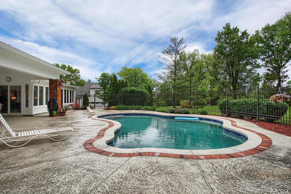 High Meadow Road - Residential