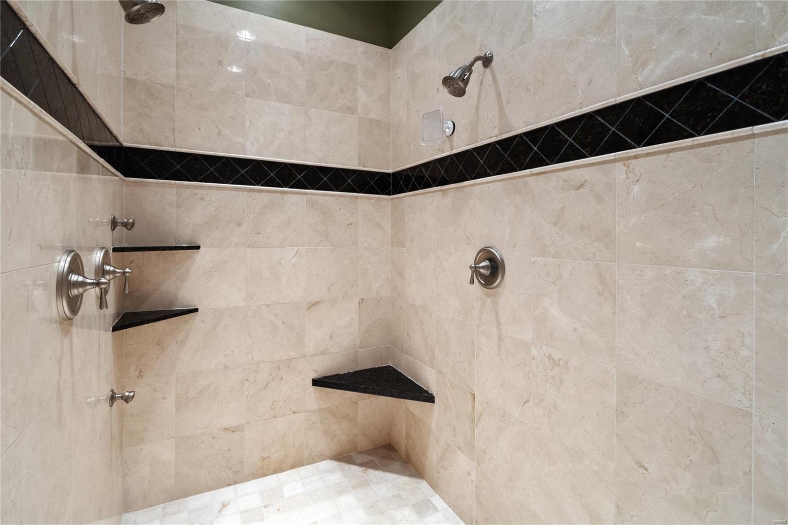 Frontenac Park - Residential