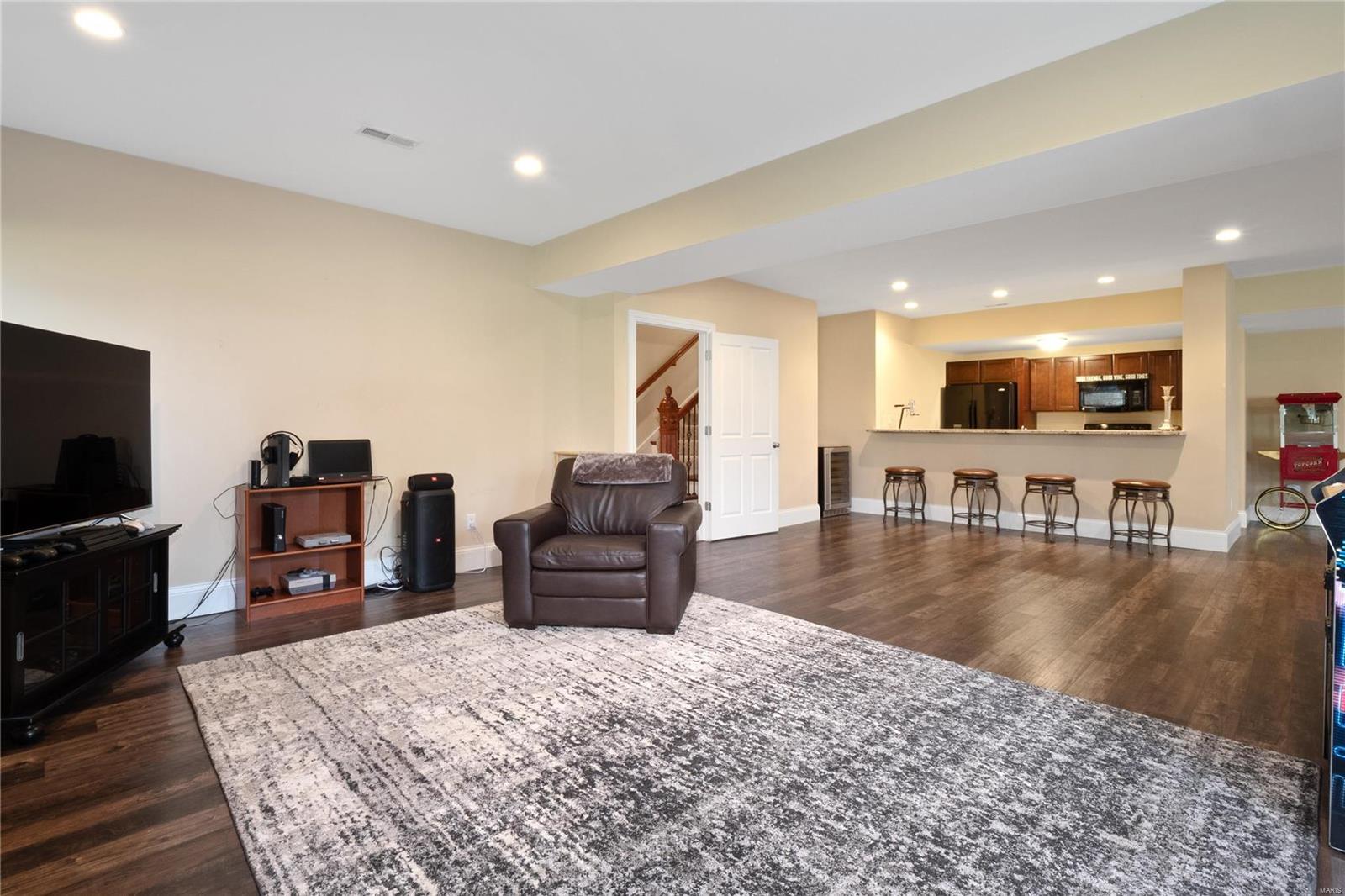 Frontenac Park - Residential