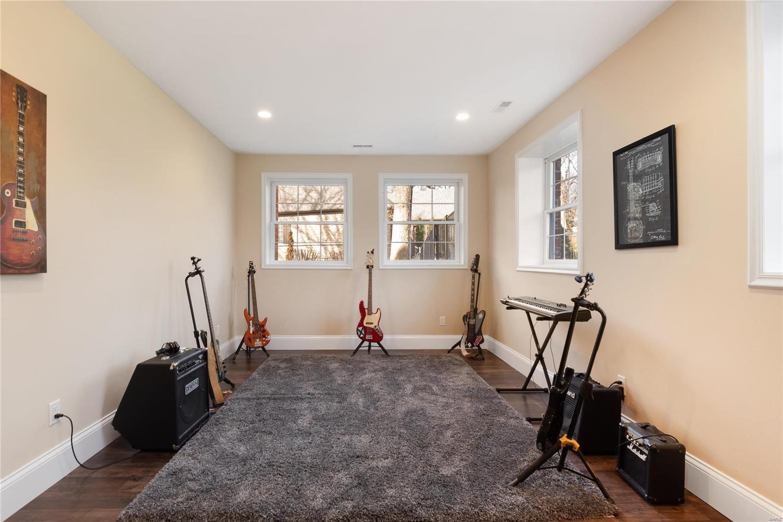 Frontenac Park - Residential