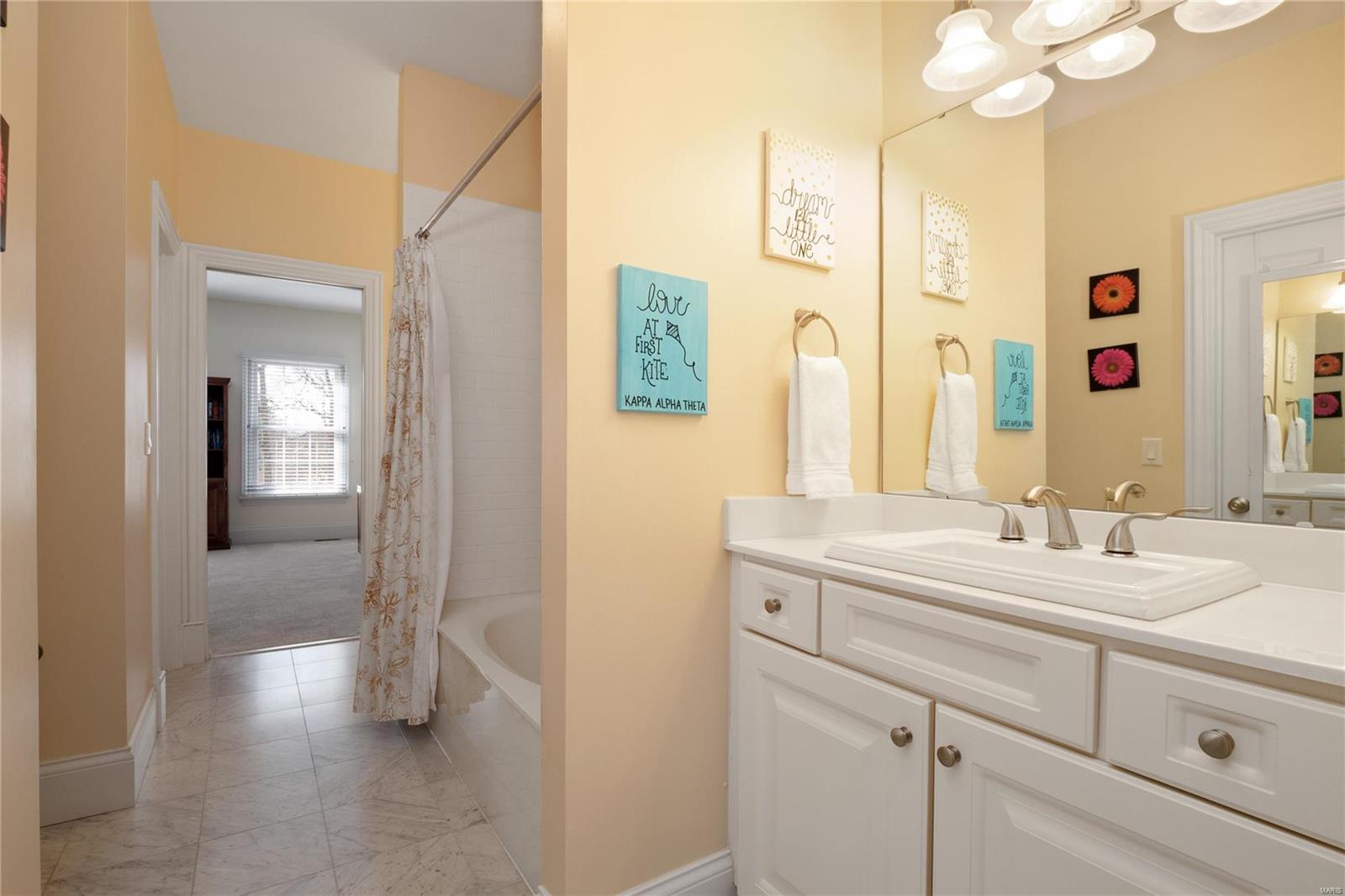 Frontenac Park - Residential