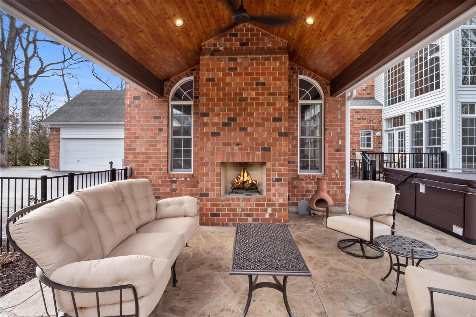 Frontenac Park - Residential