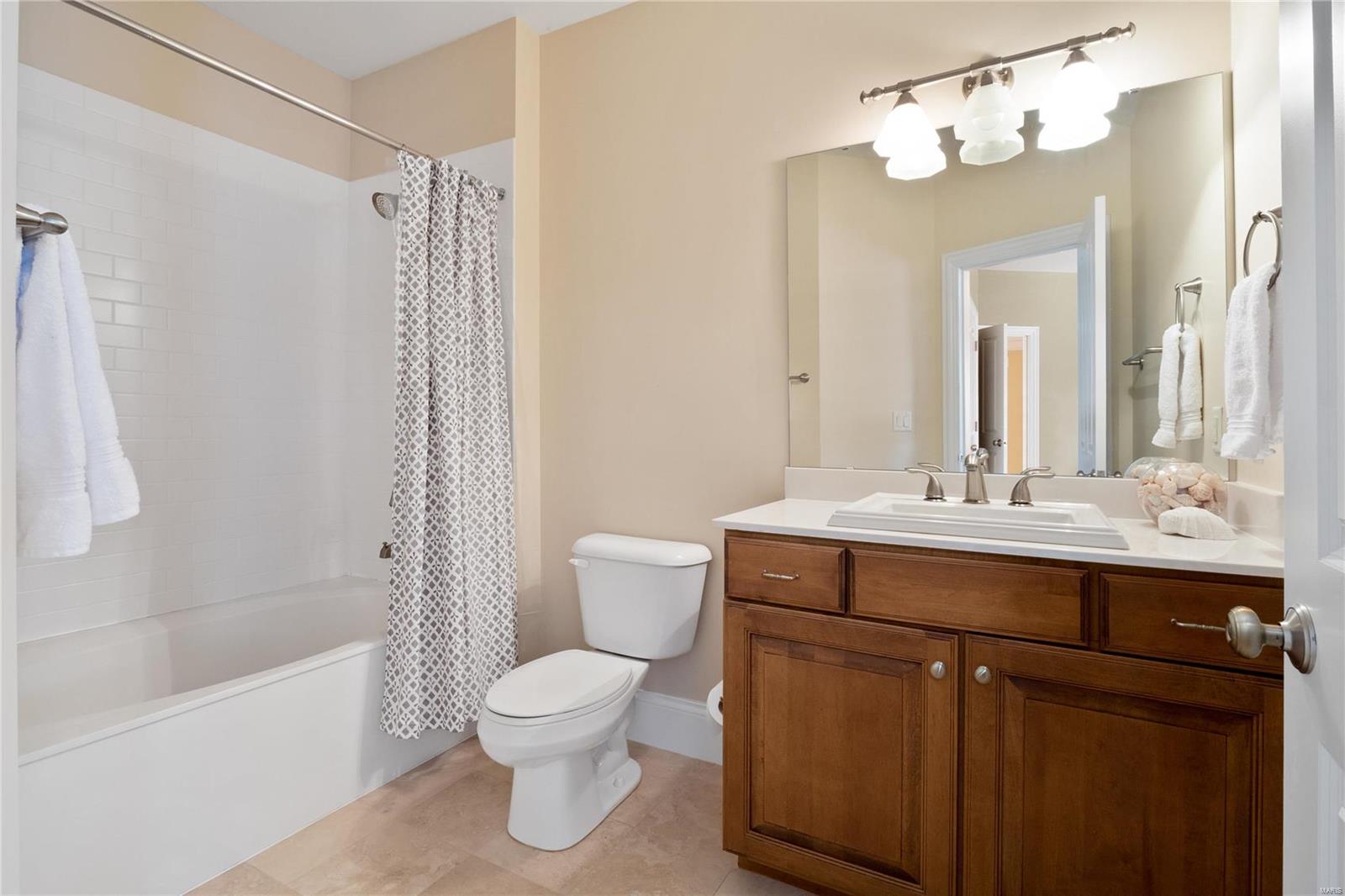 Frontenac Park - Residential