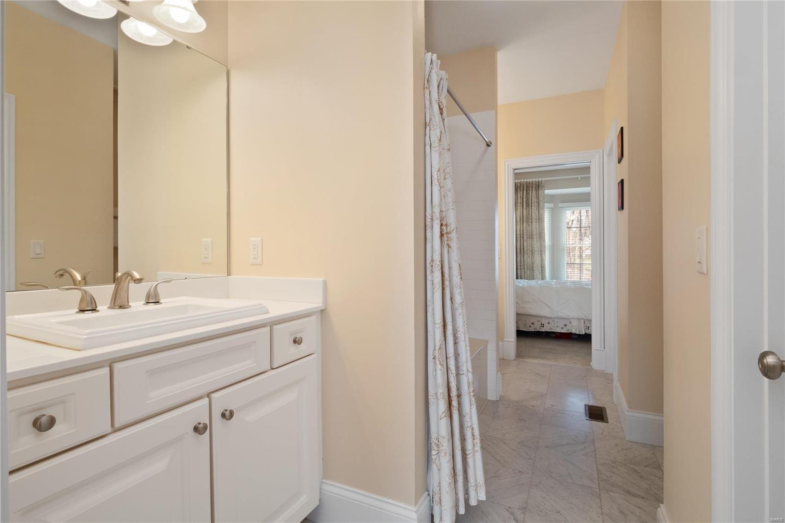 Frontenac Park - Residential