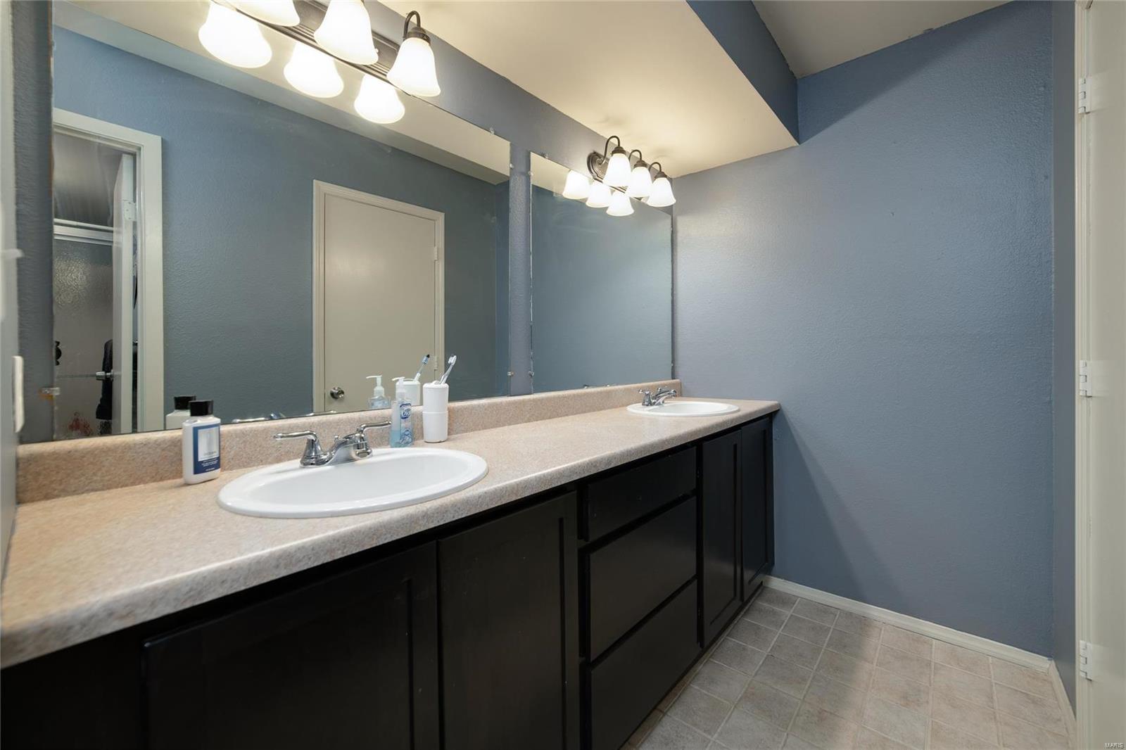 Heritage Garden Condos - Residential