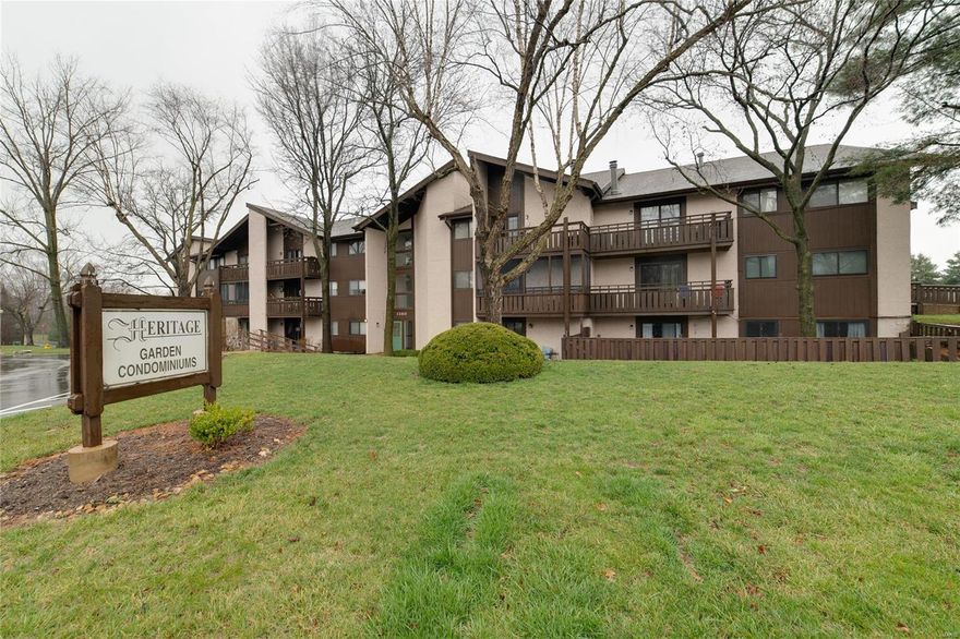 Welcome home to this meticulously maintained 3 bed /2 bath 1300+ sqft condo in Heritage Garden just minutes away from shopping, restaurants, and highway access! Inside you are immediately greeted with soaring ceilings and laminate floors throughout your huge open living space that features plenty of entertainment space and access to your private balcony! Your kitchen has been updated with bright white cabinets, tile backsplash, an island w/granite countertop, and stainless steel appliances! The master suite offers a dual vanity and a spacious walk-in closet! You also have two more generously sized bedrooms and a second full bath! Don't miss out on this wonderful home! Schedule your private showing today! Location: Upper Level
