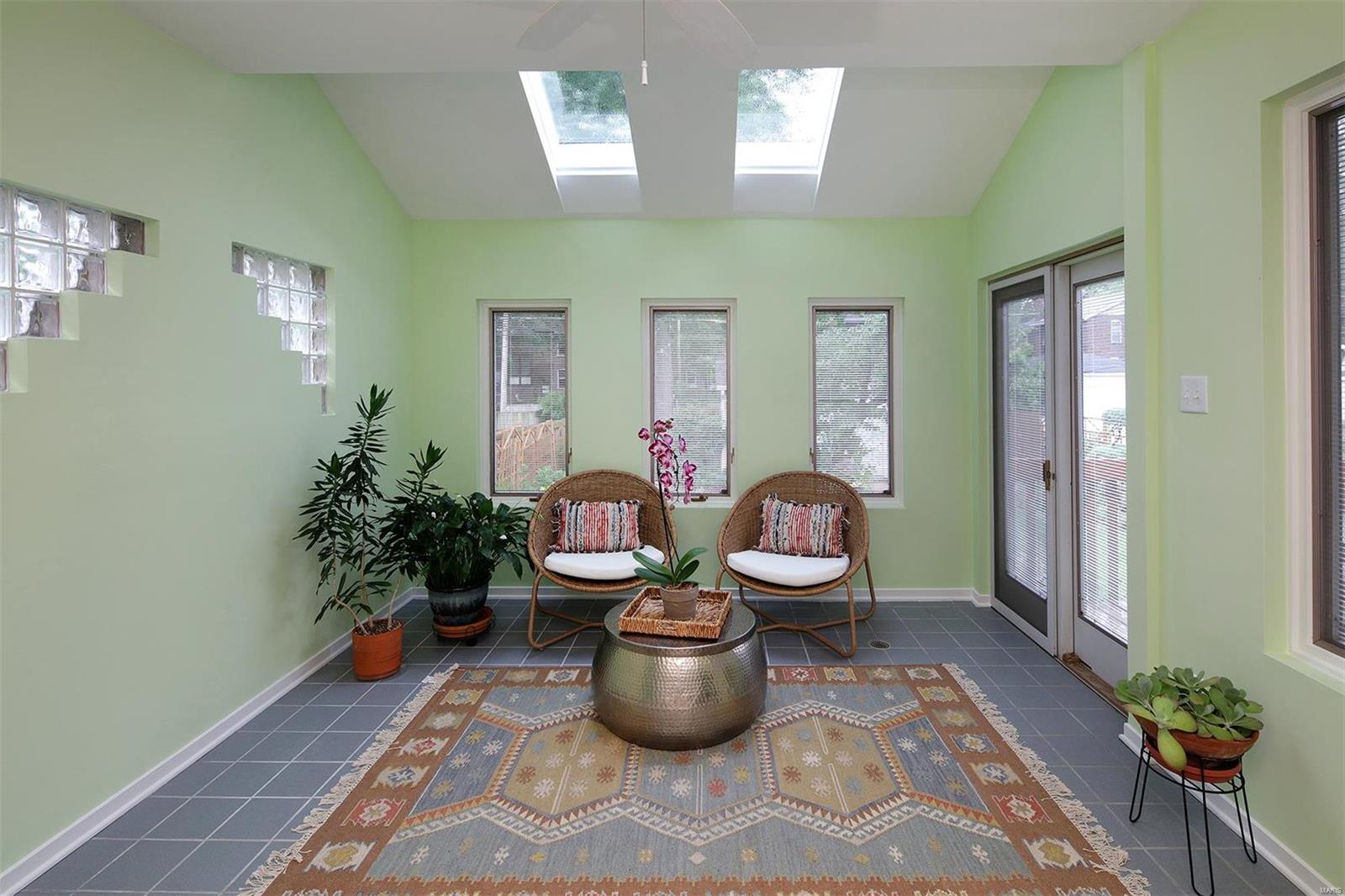 West Portland Place - Residential