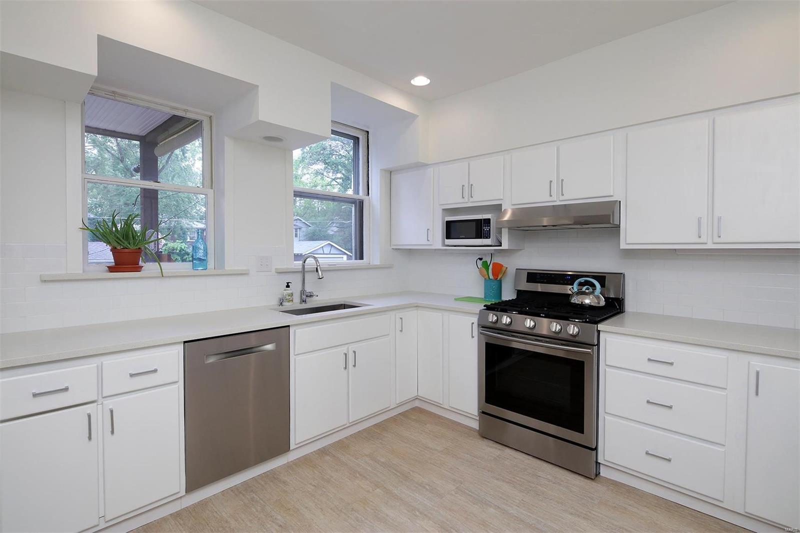 West Portland Place - Residential