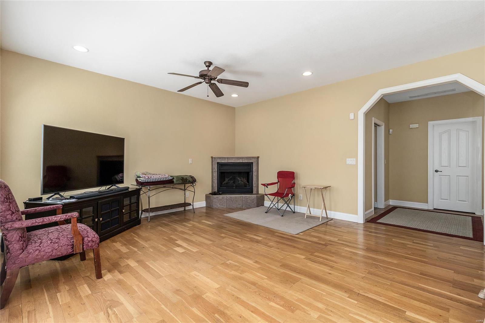 Briar Pointe - Residential