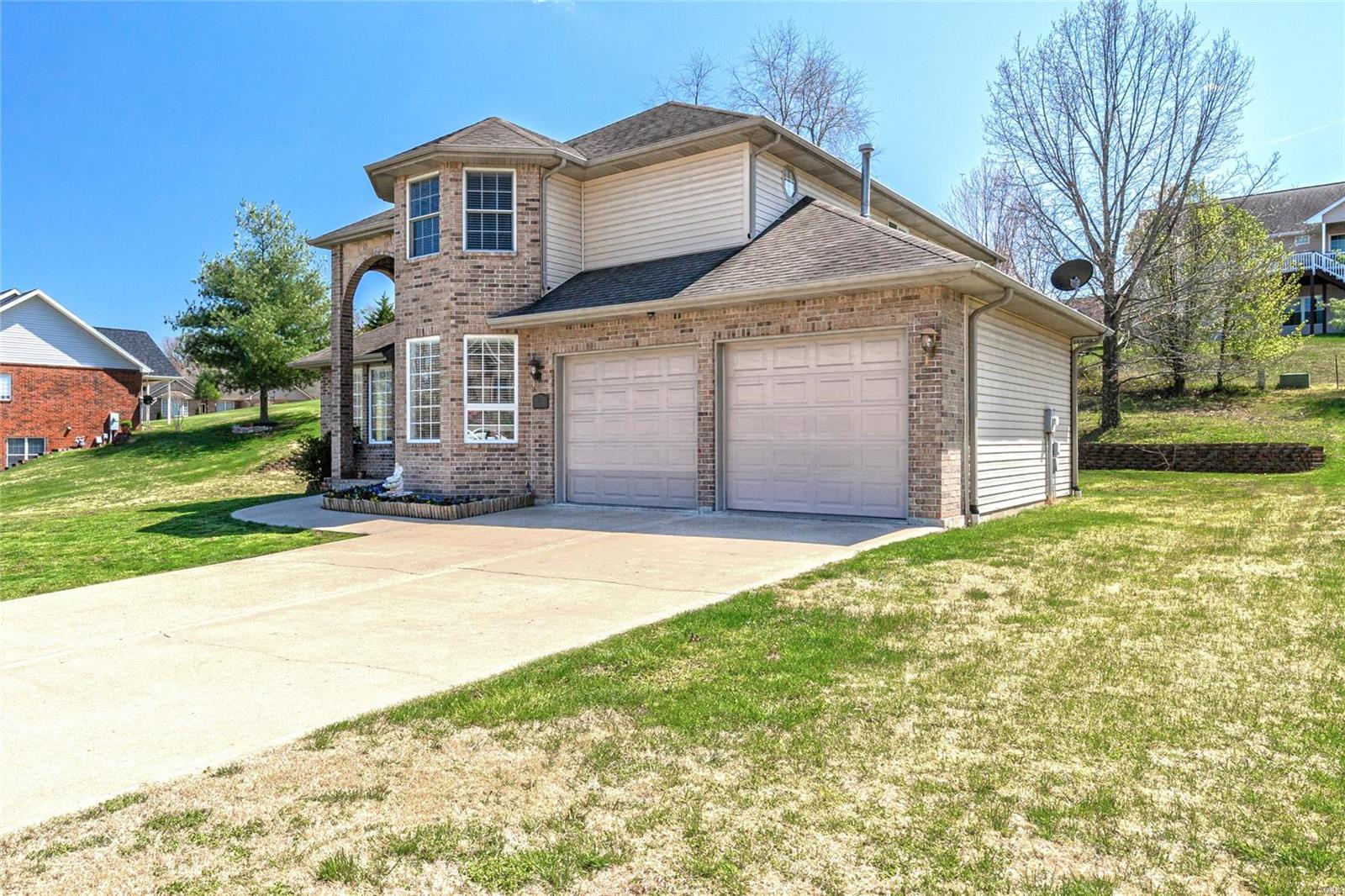 Briar Pointe - Residential