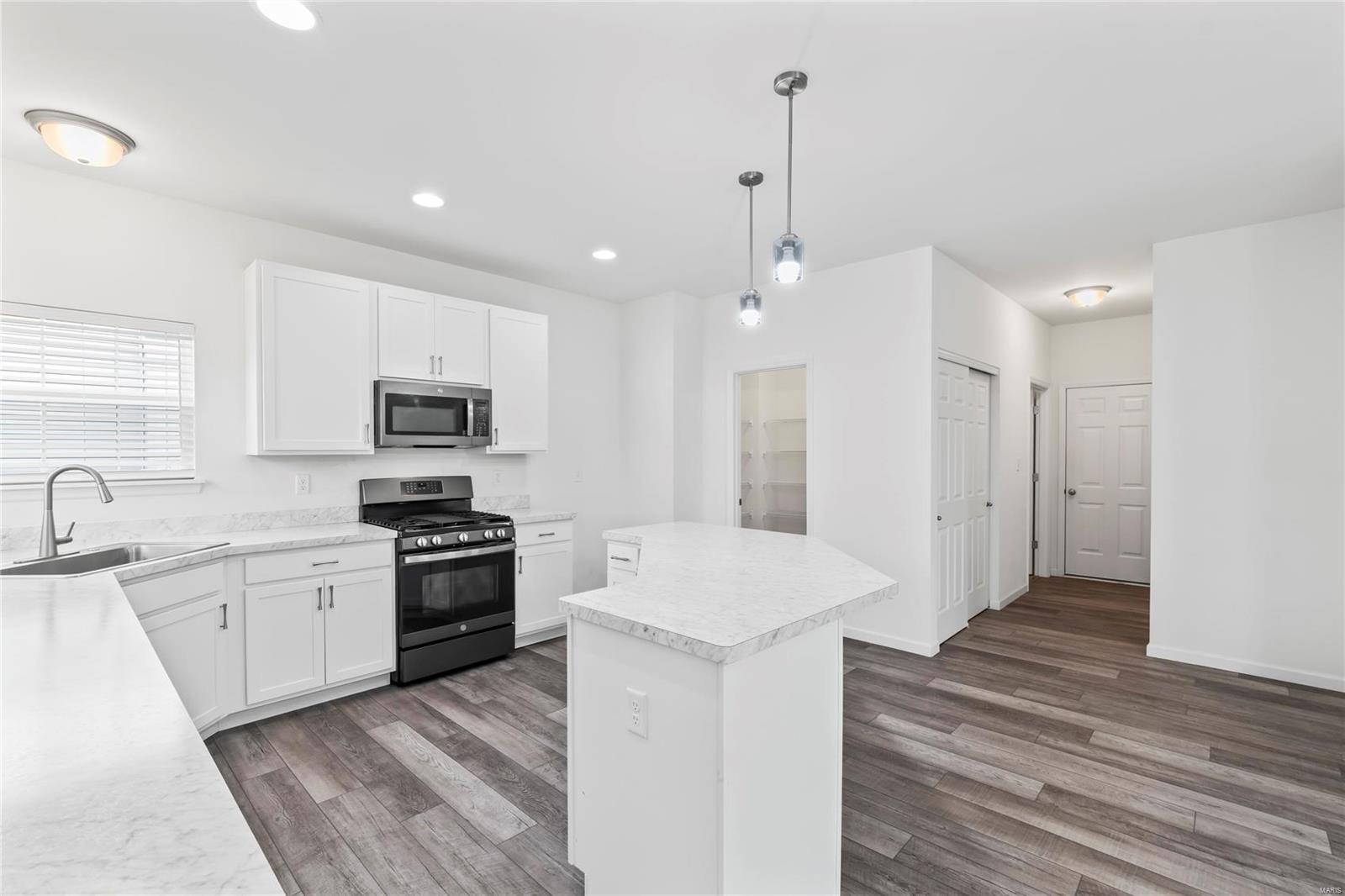 Arbors At The Highlands The - Residential