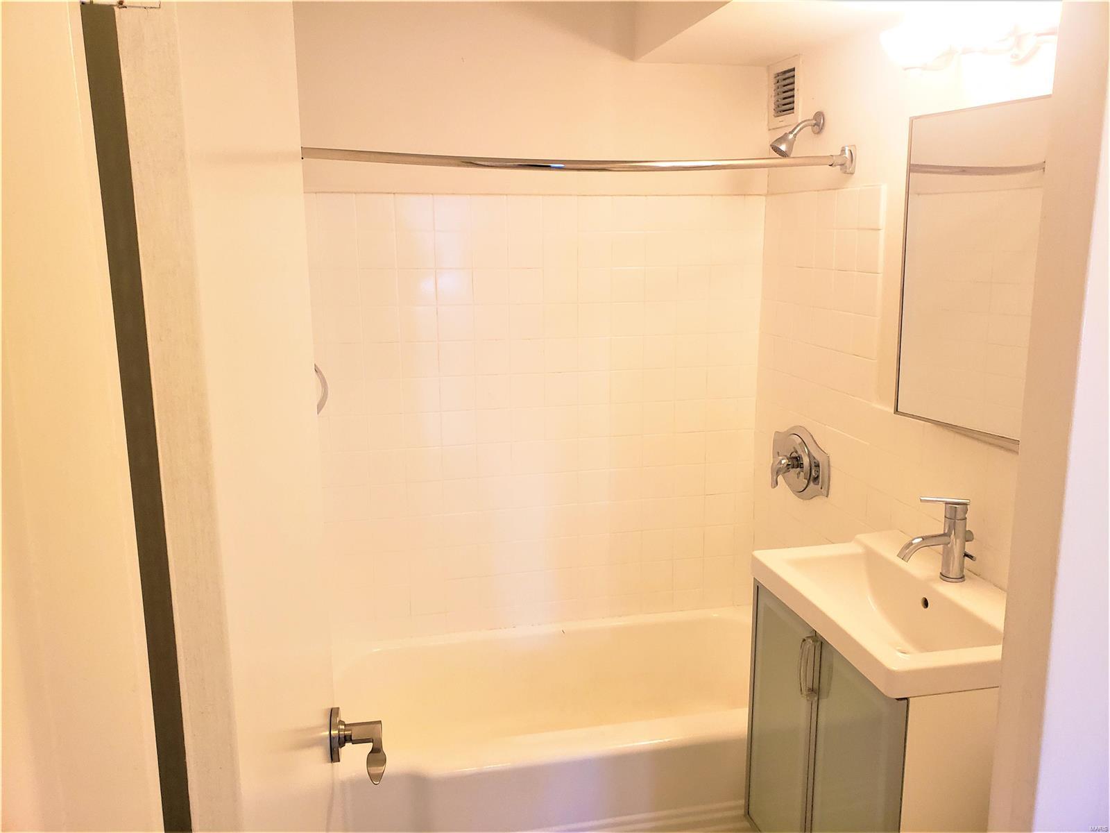 BLU City Spaces - Residential Lease