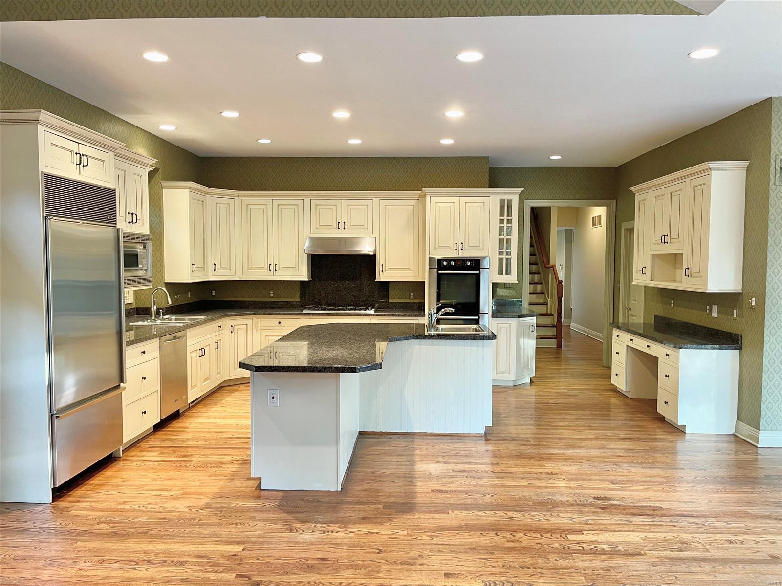 Greystone Six - Residential