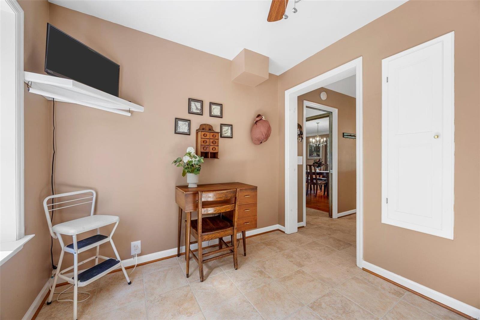 Defiance, Missouri 63341, United States, 3 Bedrooms Bedrooms, ,4 BathroomsBathrooms,Residential,Pending,36579