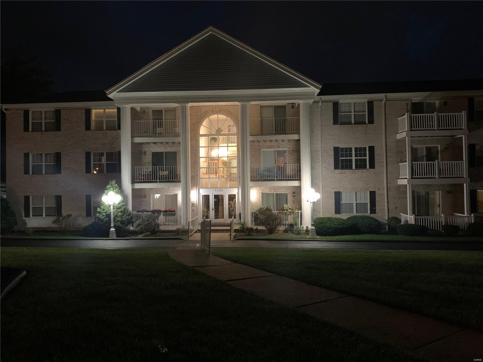 Suncrest Condo Ph Four - Residential