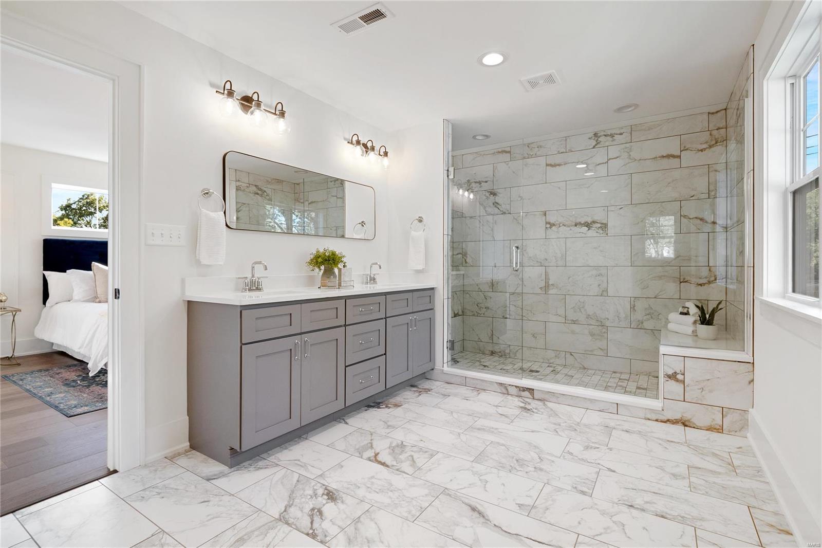 Cambridge Court - Residential