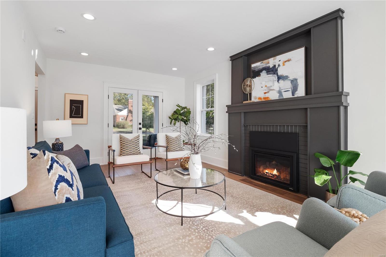 Cambridge Court - Residential