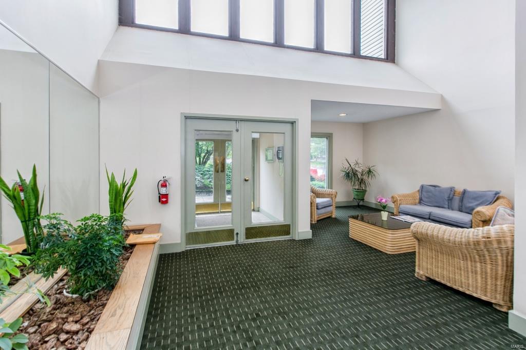 Briarcliff Condo - Residential