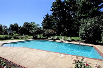 Oakleigh Manor - Residential