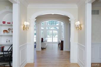 Oakleigh Manor - Residential