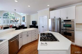 Oakleigh Manor - Residential